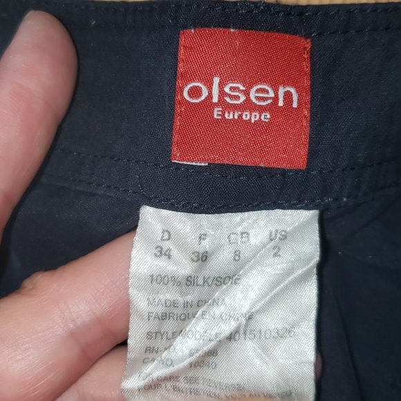 Sigrid Olsen navy blue 💙 washable silky pants 👖 - Picture 4 of 6